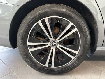 Mercedes E 220 - 3