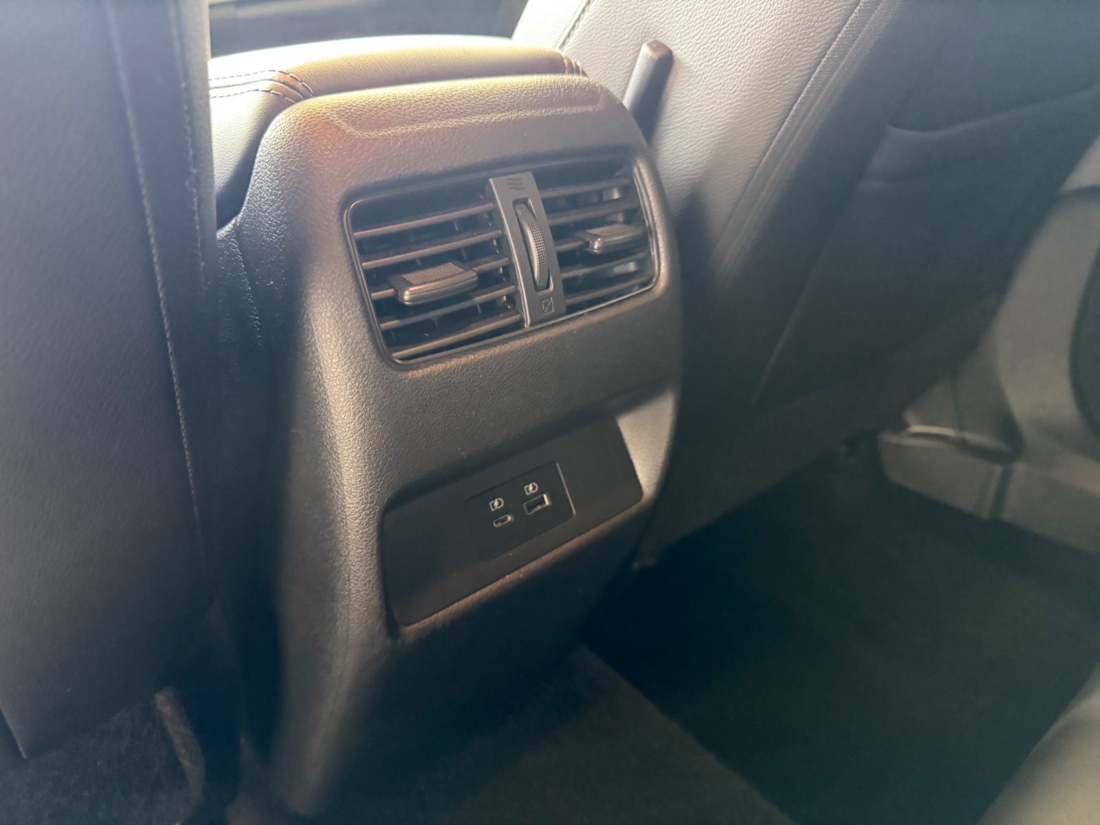 Fahrzeugabbildung Nissan Qashqai Tekna ALLRAD, 360° Kamera, Navi, WP.