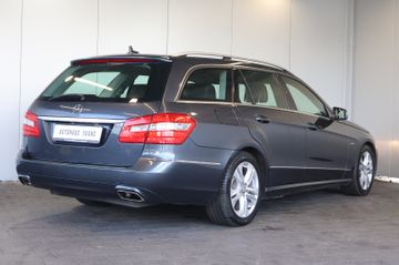 Mercedes-Benz E 220 CDI Avantgarde XEN+PDC+LEDER+AHK