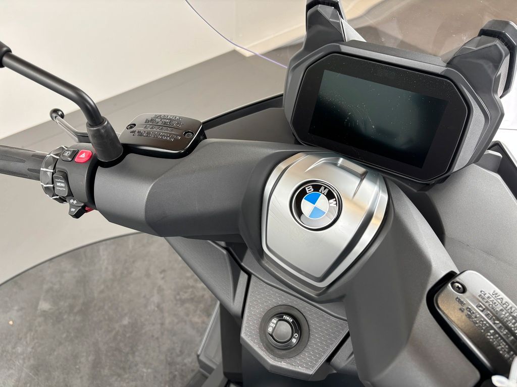 Fahrzeugabbildung BMW C400 GT *SERVICE NEU *REIFEN NEU *TÜV NEU