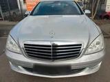 Mercedes-Benz S 320 - Mercedes-Benz S 320 in Duisburg