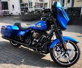 Harley-Davidson FLHX 117 Street Glide - Harley-Davidson Motorräder in Berlin