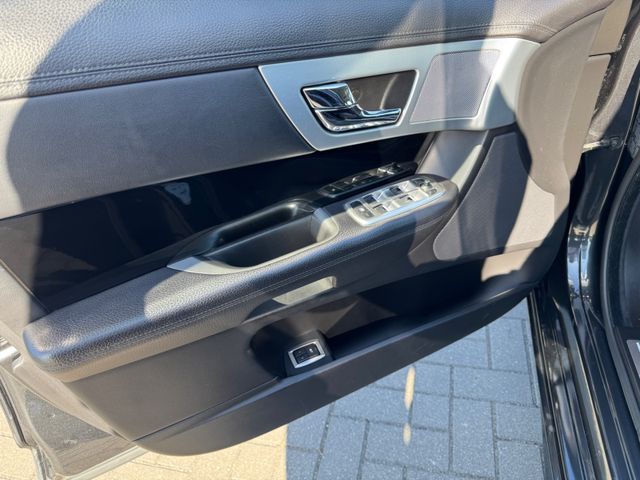 Jaguar XF  Sportbrake 2.2 Diesel