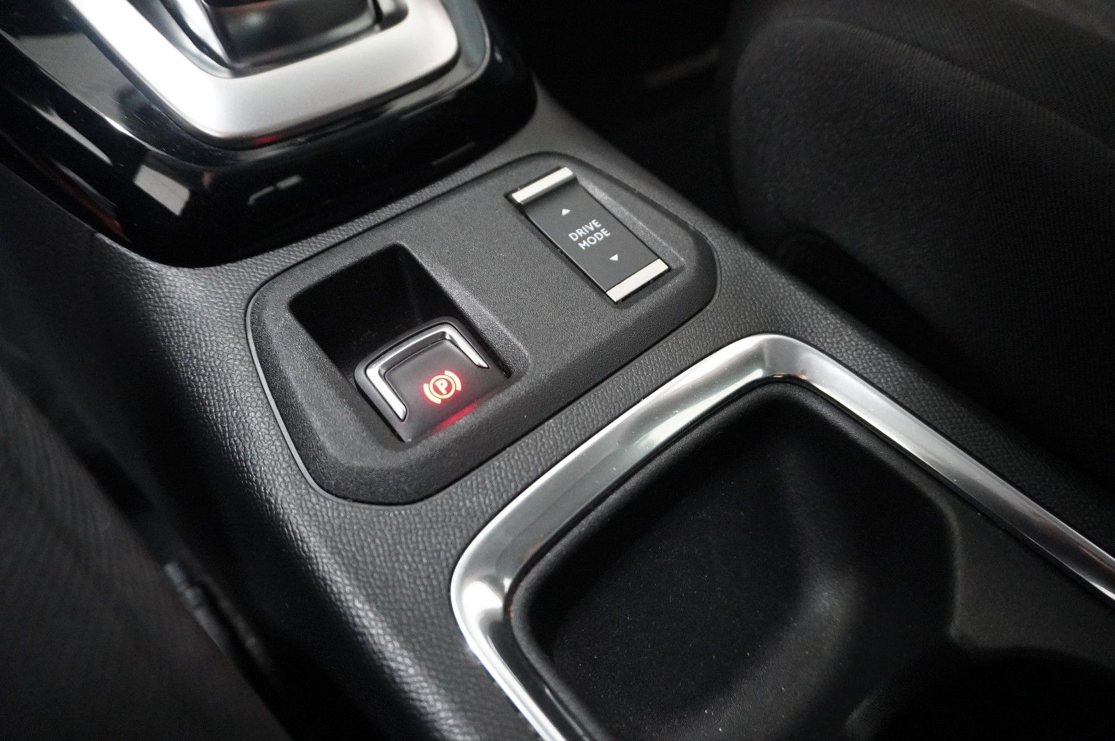 Fahrzeugabbildung Opel Corsa-e F EDITION 3-PHASIG NAVI/LED/KAMERA/SHZ