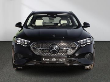 Mercedes E 200 - 4