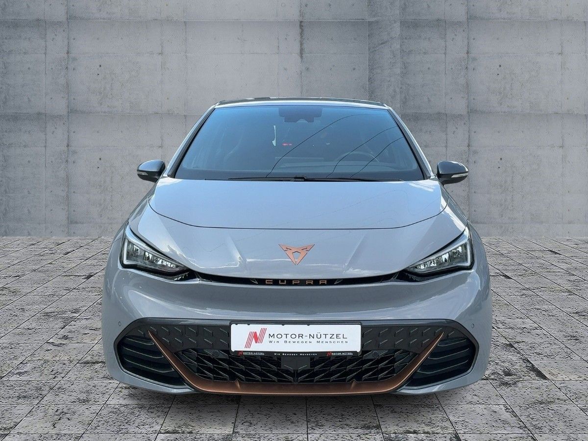 Cupra Born 150kw (62kwh) 5JG+LED+SHZ+2xPDC+DAB+NSW+19" imagem 3