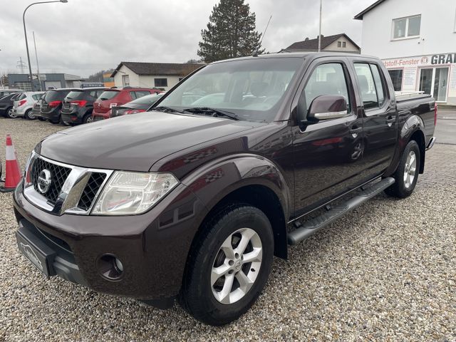 Nissan Navara Double Cab SE 4X4 AUTOMATIK STANDHEIZUNG