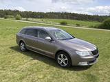 Skoda Superb 2.0 TDI Elegance Combi