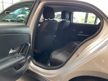 Mercedes-Benz A 200 A -Klasse *NAVI*PDC*SPURASSIST*TEMPOMAT*