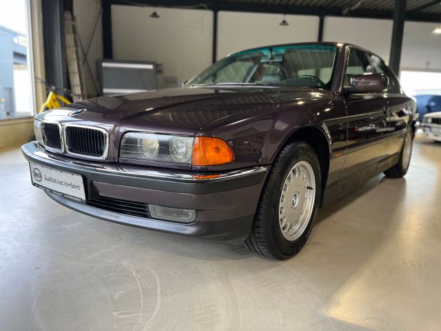 BMW 728iA E38 VFL* 1.HAND *INDIVIDUAL*LEDER*RARITÄT*