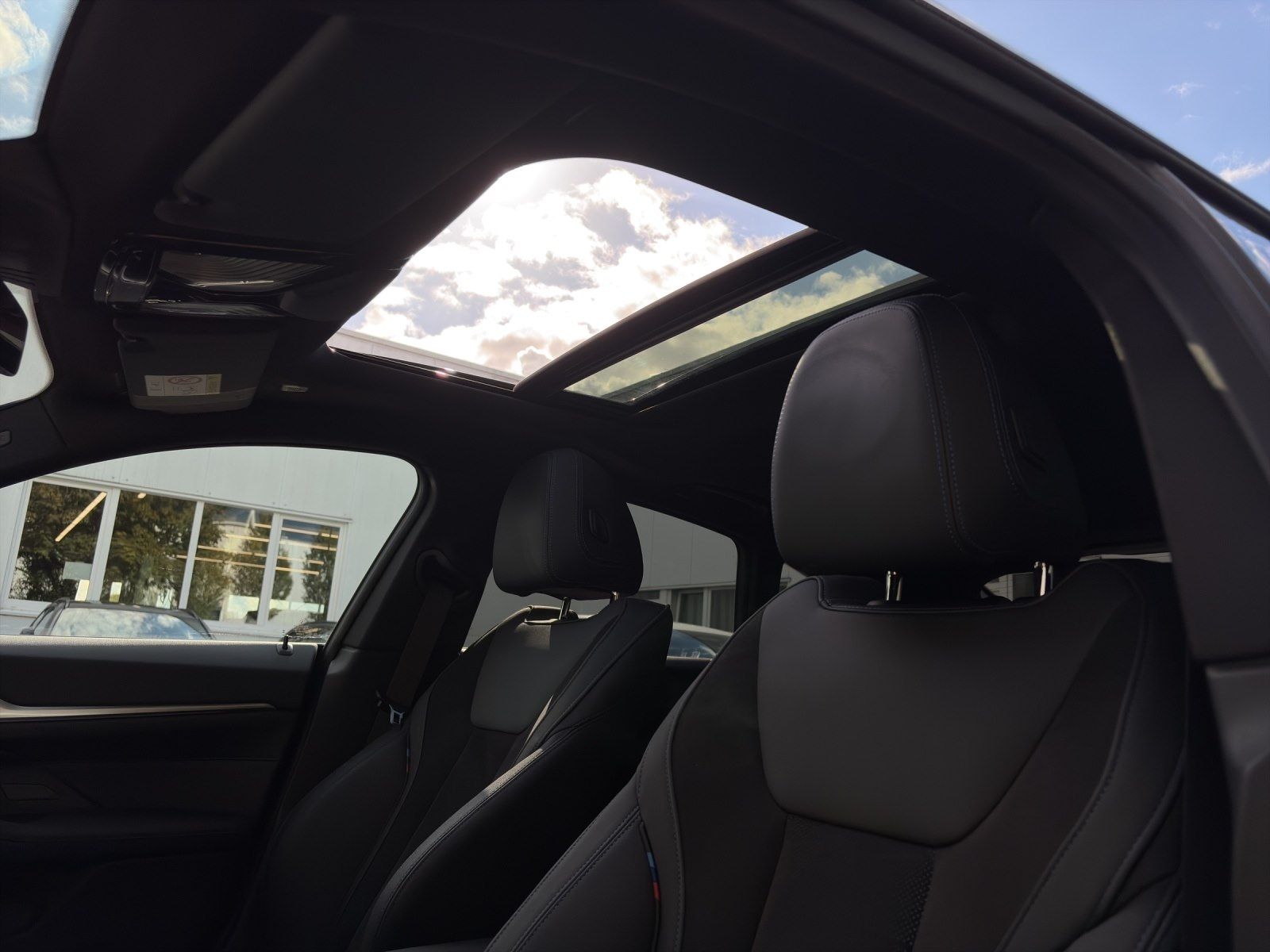 BMW i4 - Bild 28