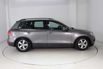 Volkswagen Touareg - 4