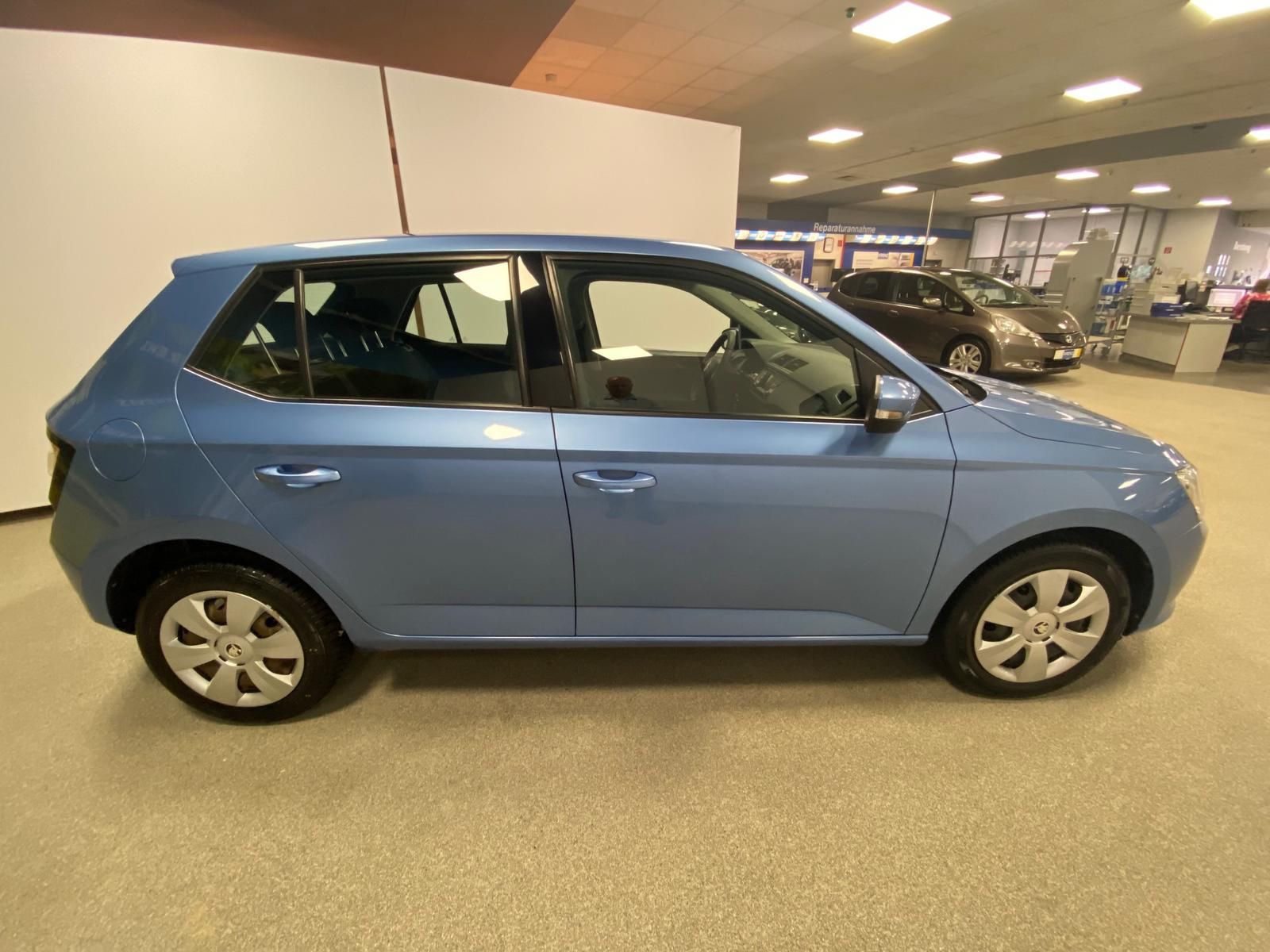 Fahrzeugabbildung SKODA Fabia 1.0 MPI Cool Plus KLIMA+ALLWETTER+1. HAND+