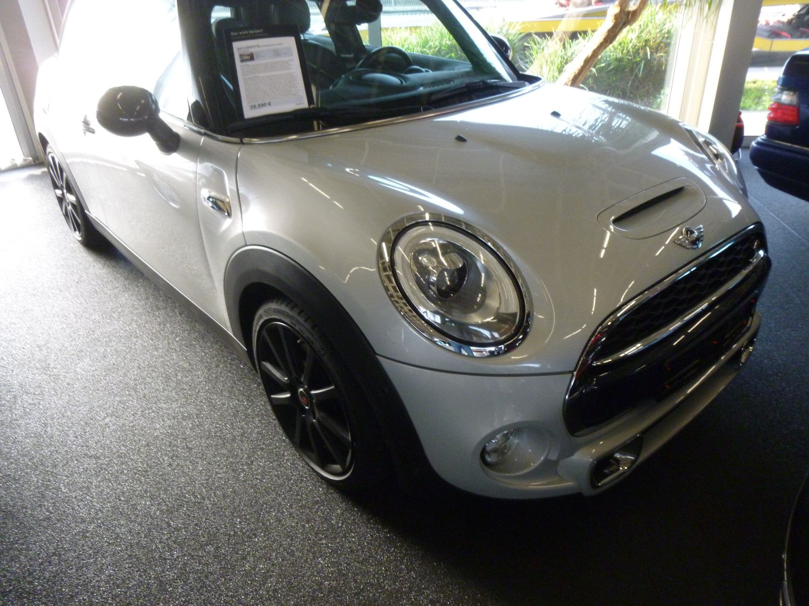 MINI COOPER S,Panodach,Klima,Leder,Navi,PTS