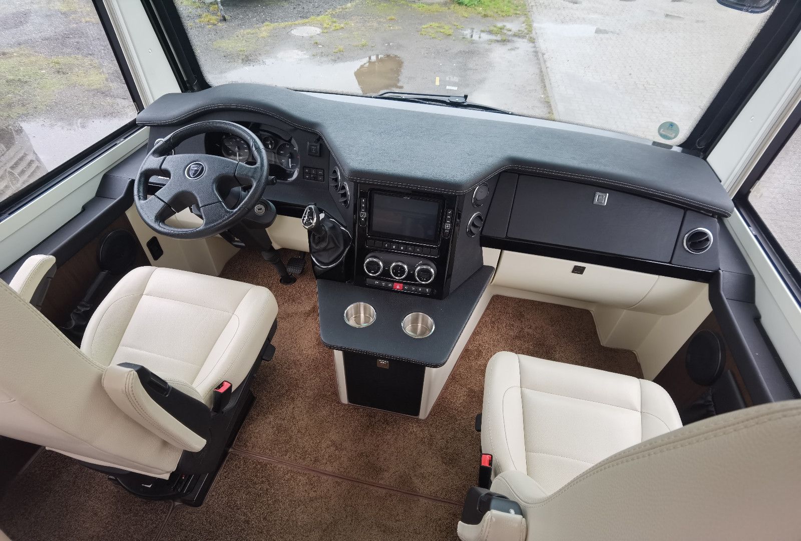 Fahrzeugabbildung Morelo Palace 85 L Trend, Daily 70 C 18