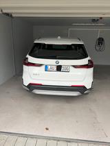 BMW iX1 xDrive30 - xLine + Premium - BMW iX1 aus 2022