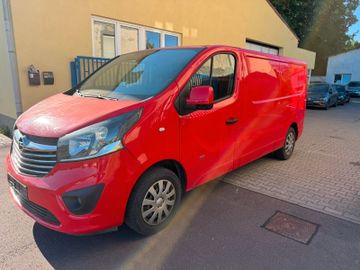 Opel Vivaro - 1