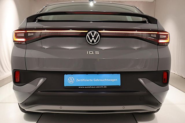 ID.5 Pro 77kWh 128kW ACC Kamera Ganzjahresreifen