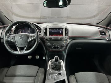 Opel Insignia - 9