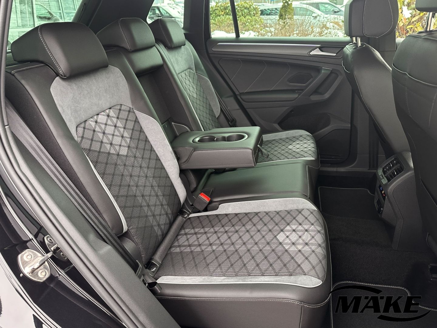 Tiguan R-Line 2.0 TSI DSG 4motion LED AHZV ACC S