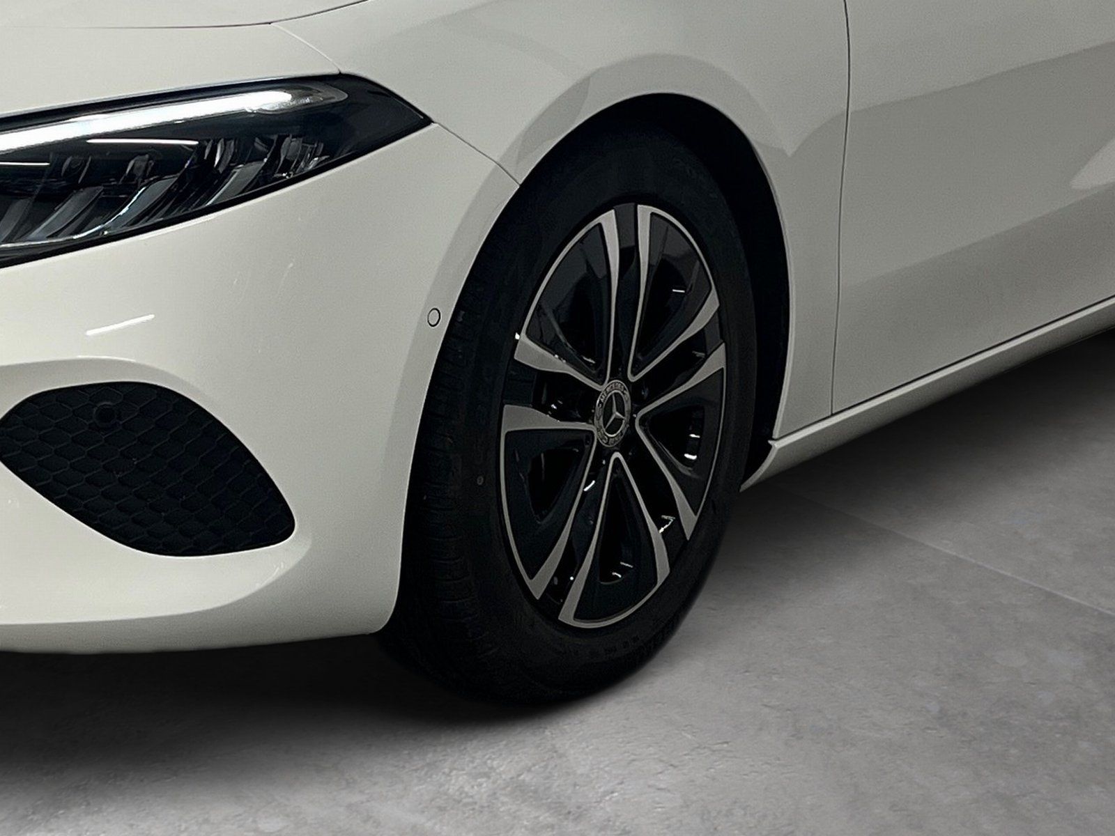 Fahrzeugabbildung Mercedes-Benz A 200 Progressive*LED*Kamera*Spurhalte*SHZ*Wide*
