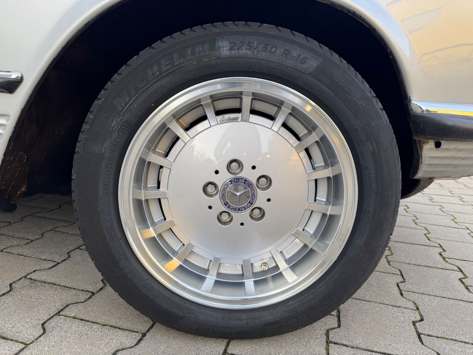 Fahrzeugbild 23