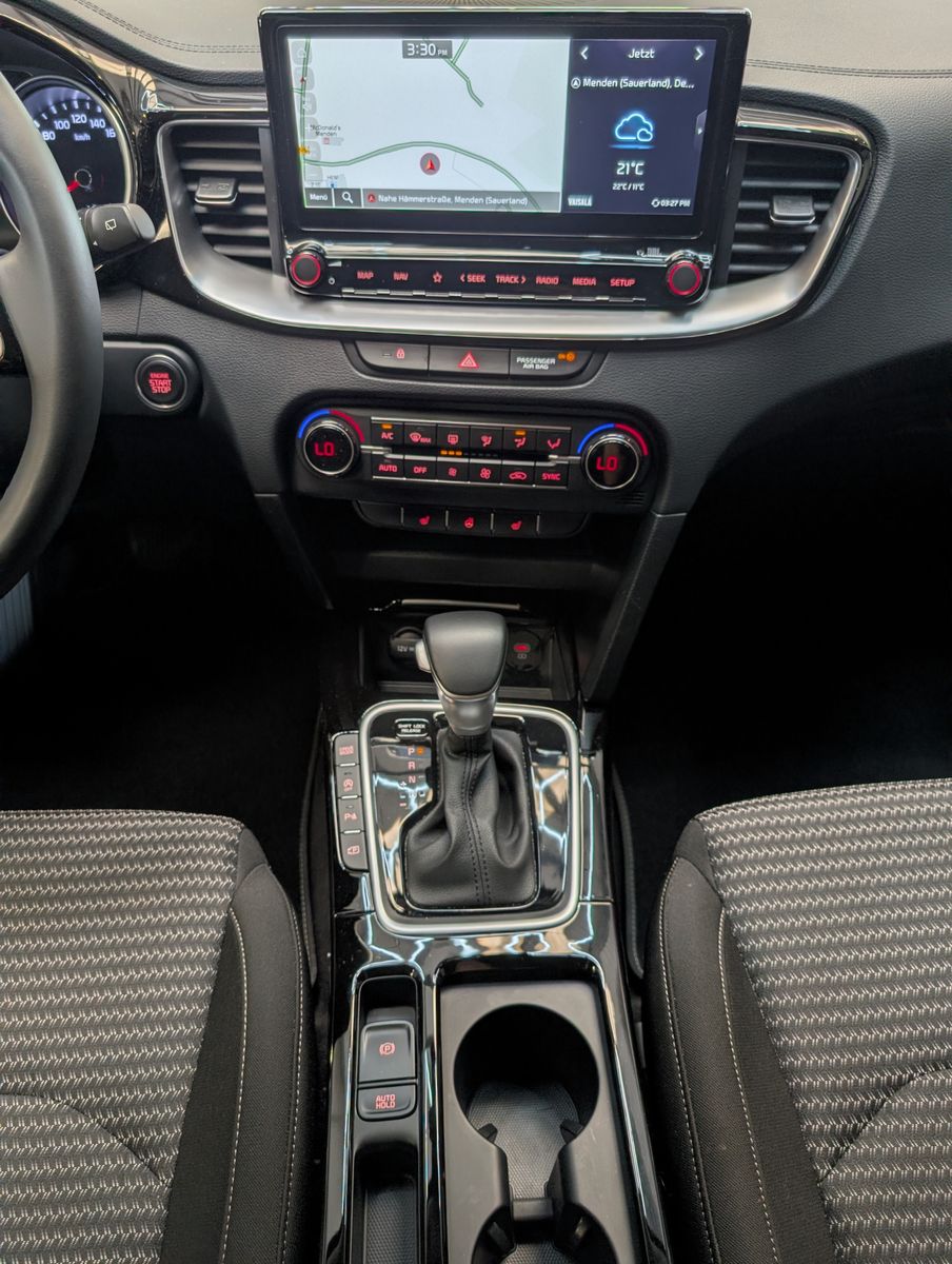 Fahrzeugabbildung Kia cee'd Sportswagon 1.5 DCT Ultimate LED CAM ACC