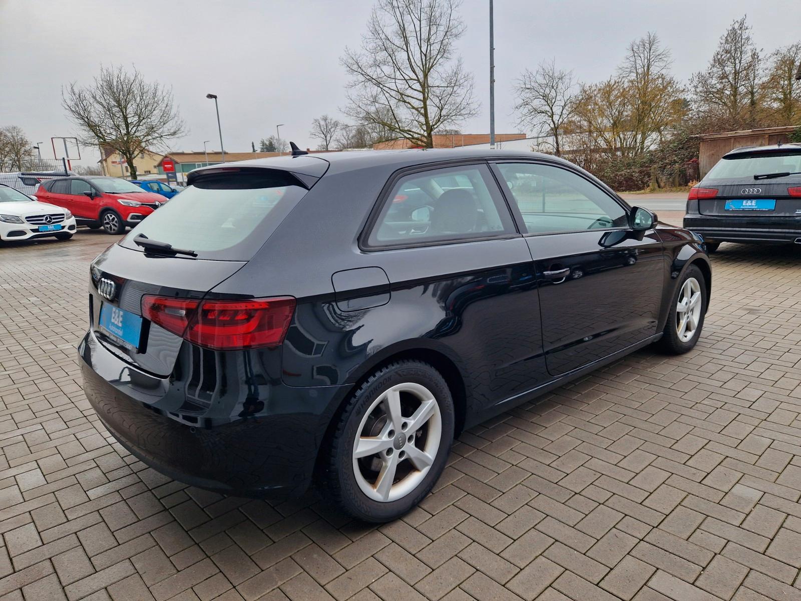 Audi A3 2.0 TDI+Navi+Xenon+PDC+HU neu