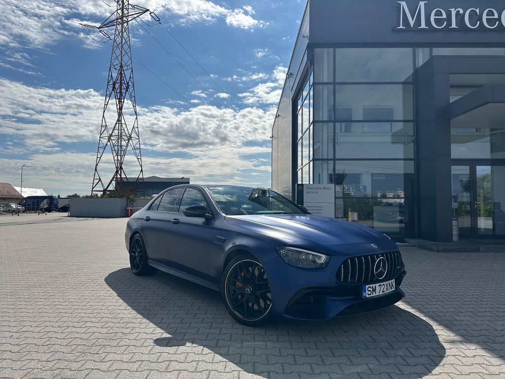 Mercedes-Benz E 63 AMG