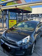 Kia Rio 1.25  Zuverlässiger Kleinwagen in... - : Kleinwagen, Zuverlässige