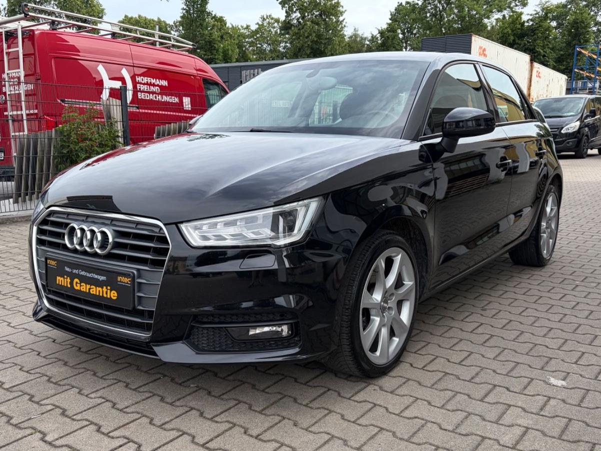 Audi A1 Sportback Xenon LED Sitzhz LMRäder L&R-Automa