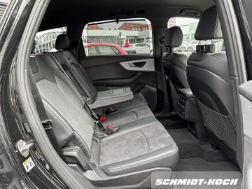 Audi Q7 - 11