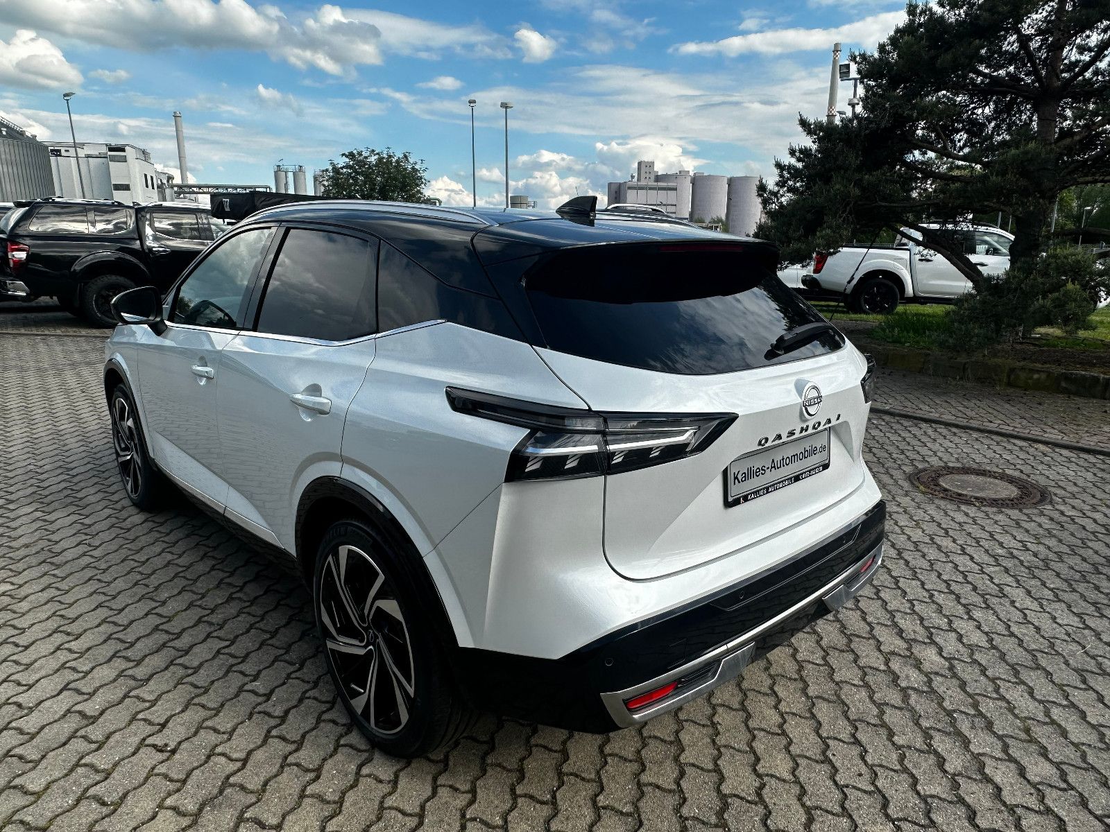 Fahrzeugabbildung Nissan Qashqai Tekna+
