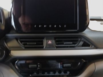 Fotografie 12 des Suzuki Swift Comfort 1.2 Hybrid Navi SHZ Klima