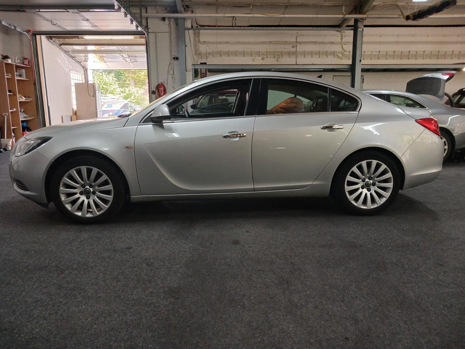 Opel Insignia A Lim. Cosmo 4x4 FULL SERVICE HU 6/2028