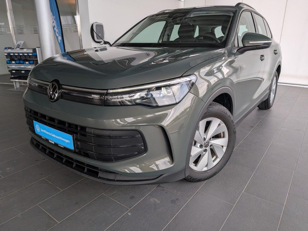 Volkswagen Tiguan 1.5 eTSI DSG AHK PDC NAVI Klima Navi foto 2