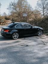 BMW 120i Coupé (E82) M Paket Handschalter gepflegt - BMW 120: Coupe