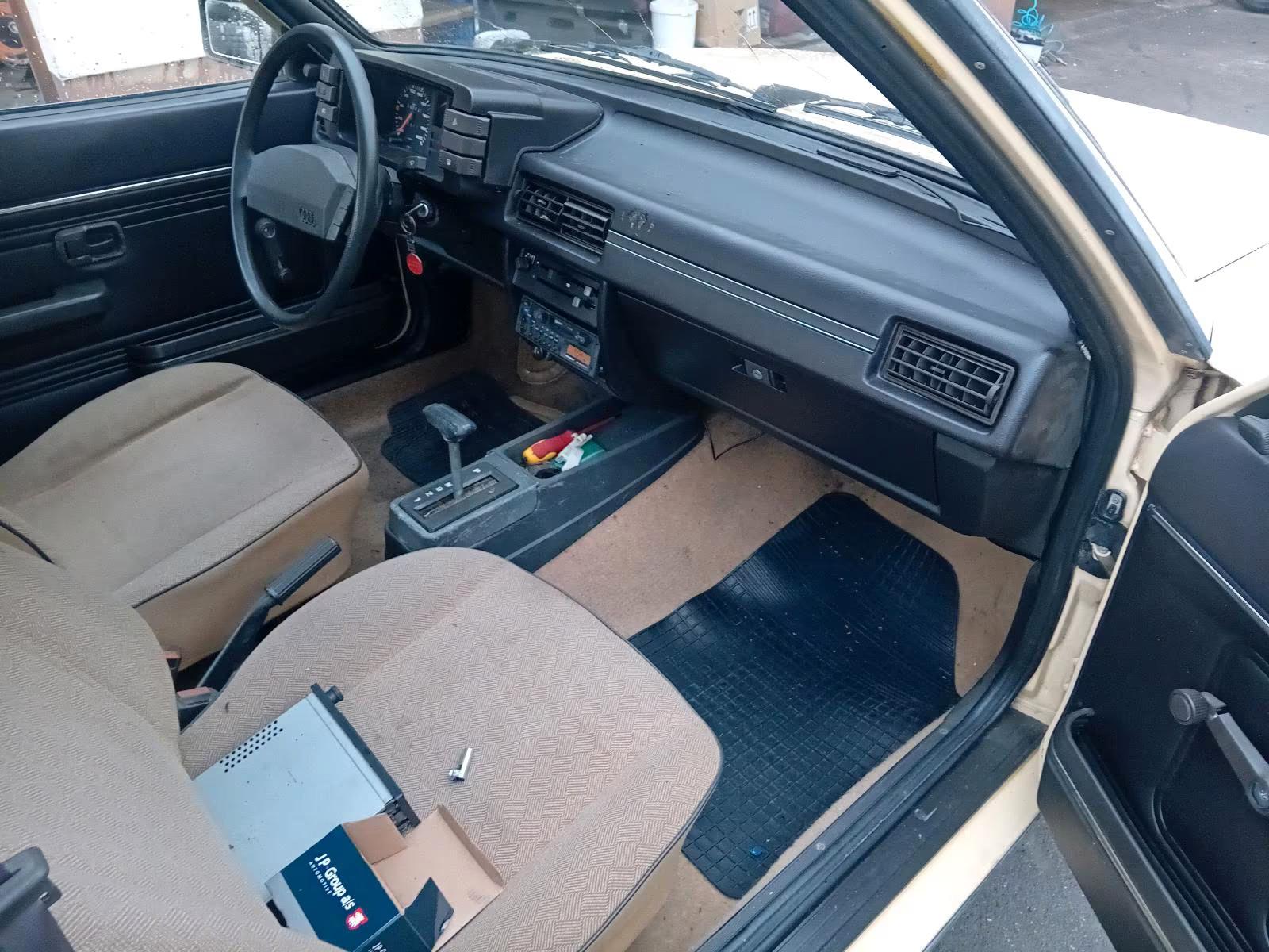 Audi 80