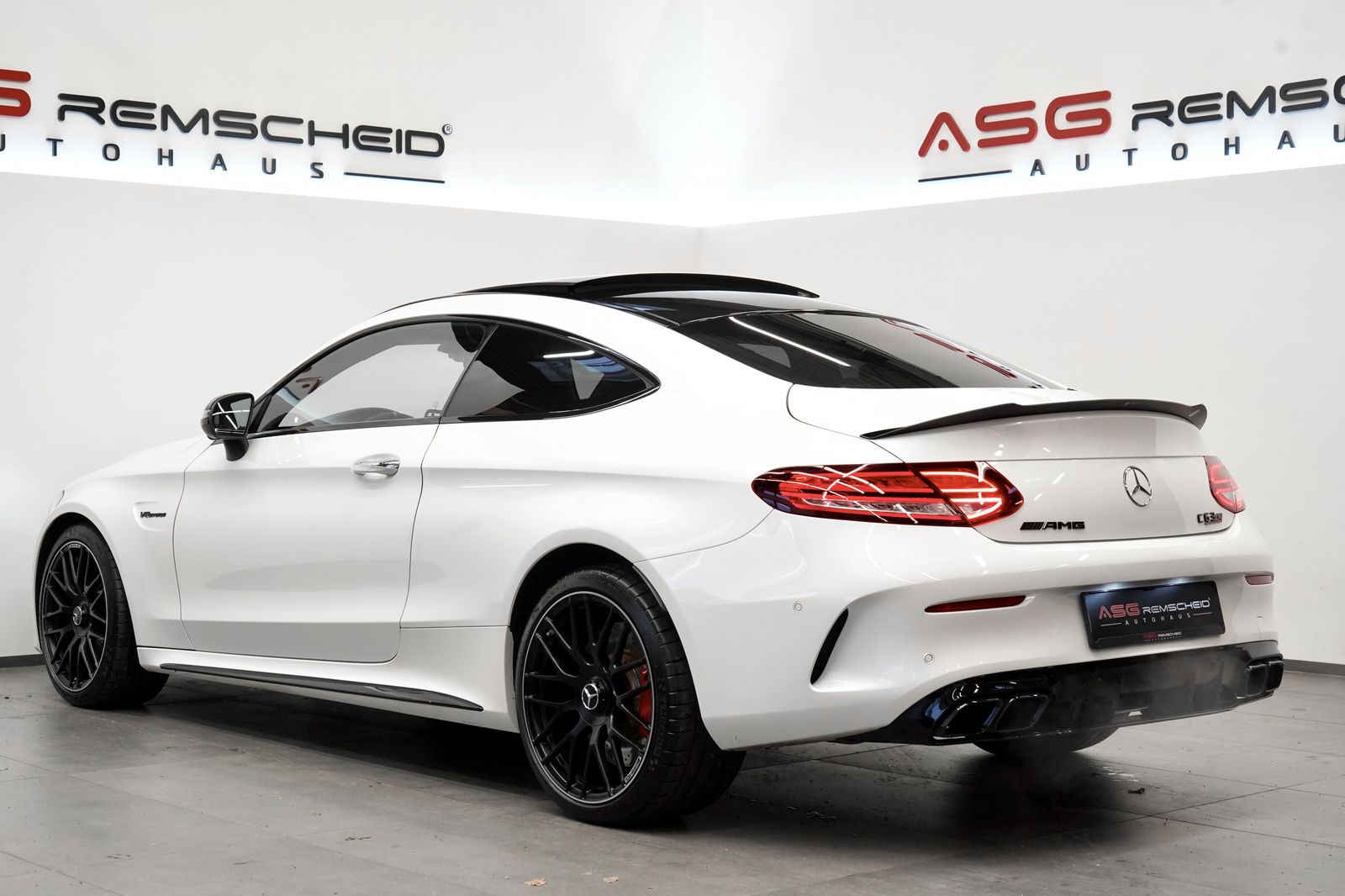 Mercedes Benz C 63 Amg
