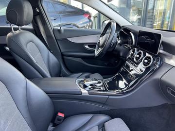 صورة 9 لـ 2020 Mercedes-BENZ C 220