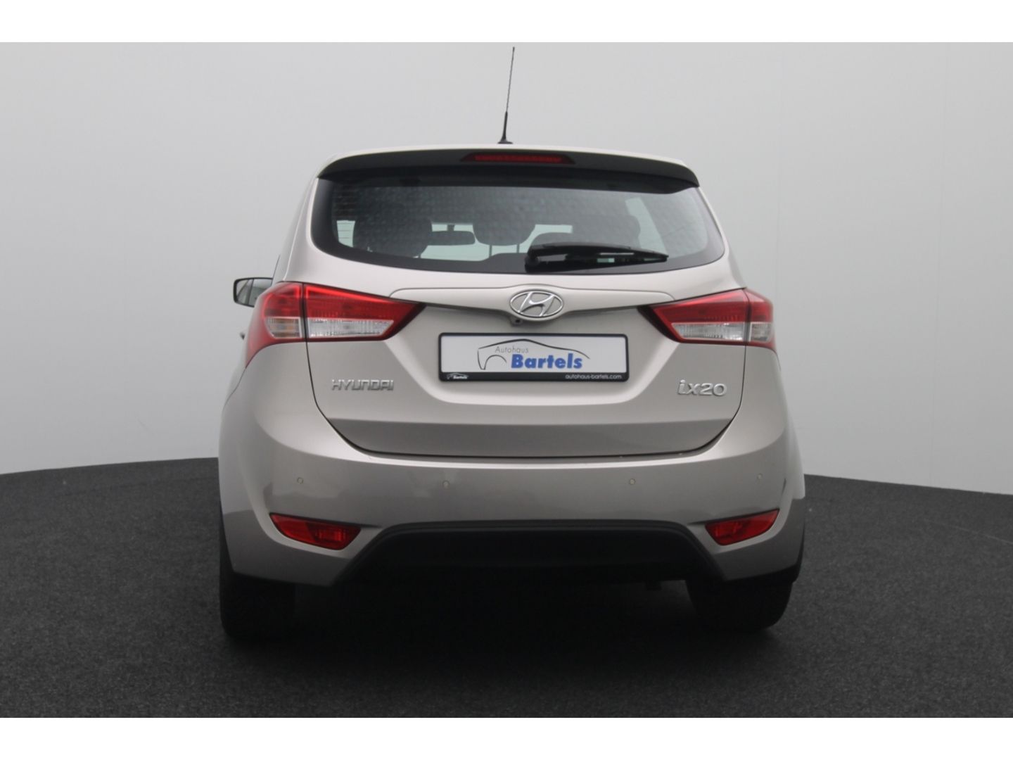Fahrzeugabbildung Hyundai ix20 Klimaauto SHZ Tempomat Kamera Navi