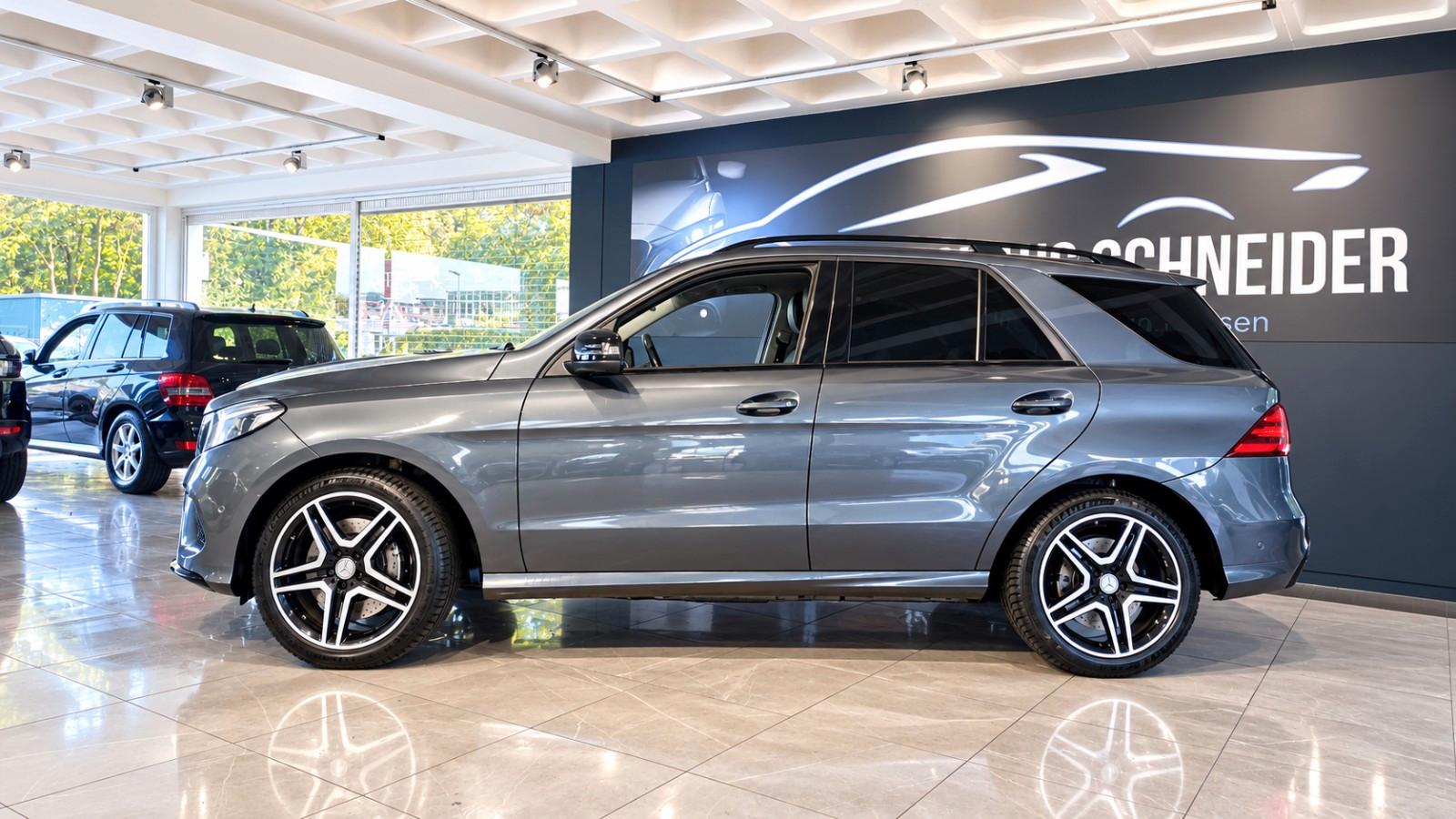 Mercedes-Benz GLE 350 d 4Matic AMG Line *Navi*RFK*AHK 3,5t*