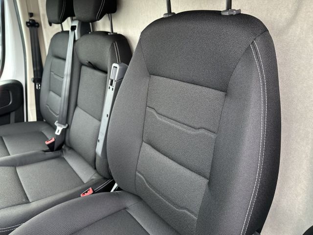 Ducato 2025 Kastenwagen verglast Maxi L4 H2 140