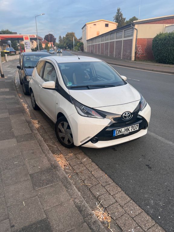 Image of Toyota Aygo (X)