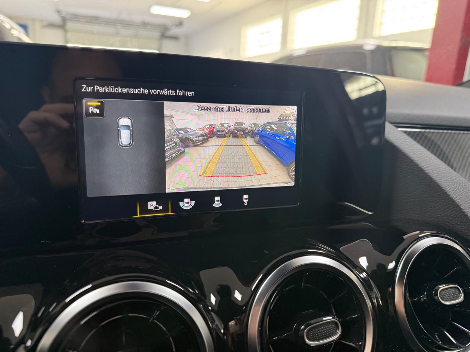 Mercedes-Benz GLA 220 d*AMG-LINE*AHK*MBUX*19 ZOLL*PARK-ASSIST*