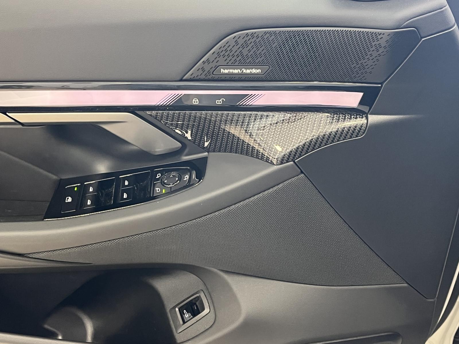 BMW 530 e M Sport*AHK*Leder*R-Cam*Harman-Kardon*ACC*