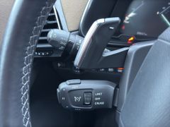 Fahrzeugabbildung DS Automobiles DS 7 1.6 E-Tense 225 Bastille +
