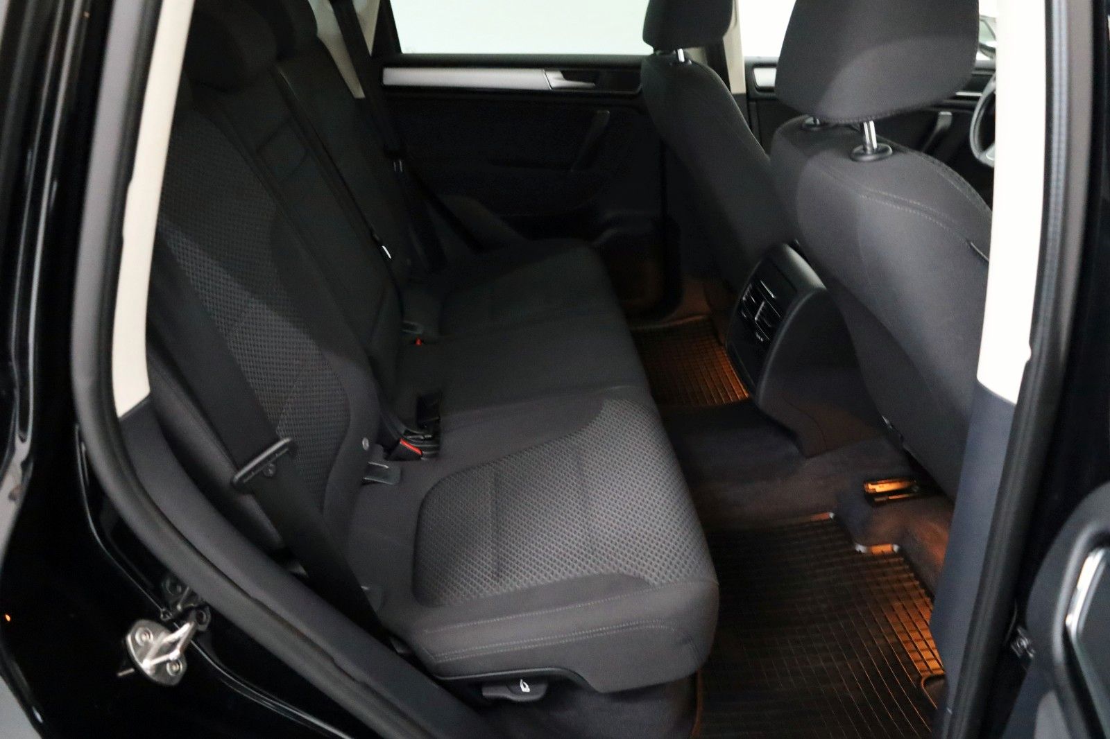 Fahrzeugabbildung Volkswagen Touareg V6 TDI 4M Navi,Xenon,360° Kamera,AHK