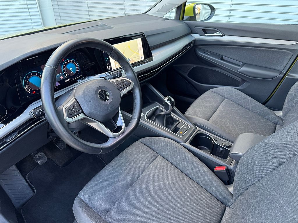 Golf VIII Variant 1.5 TSI LIFE *NAVI*LED*ACC*