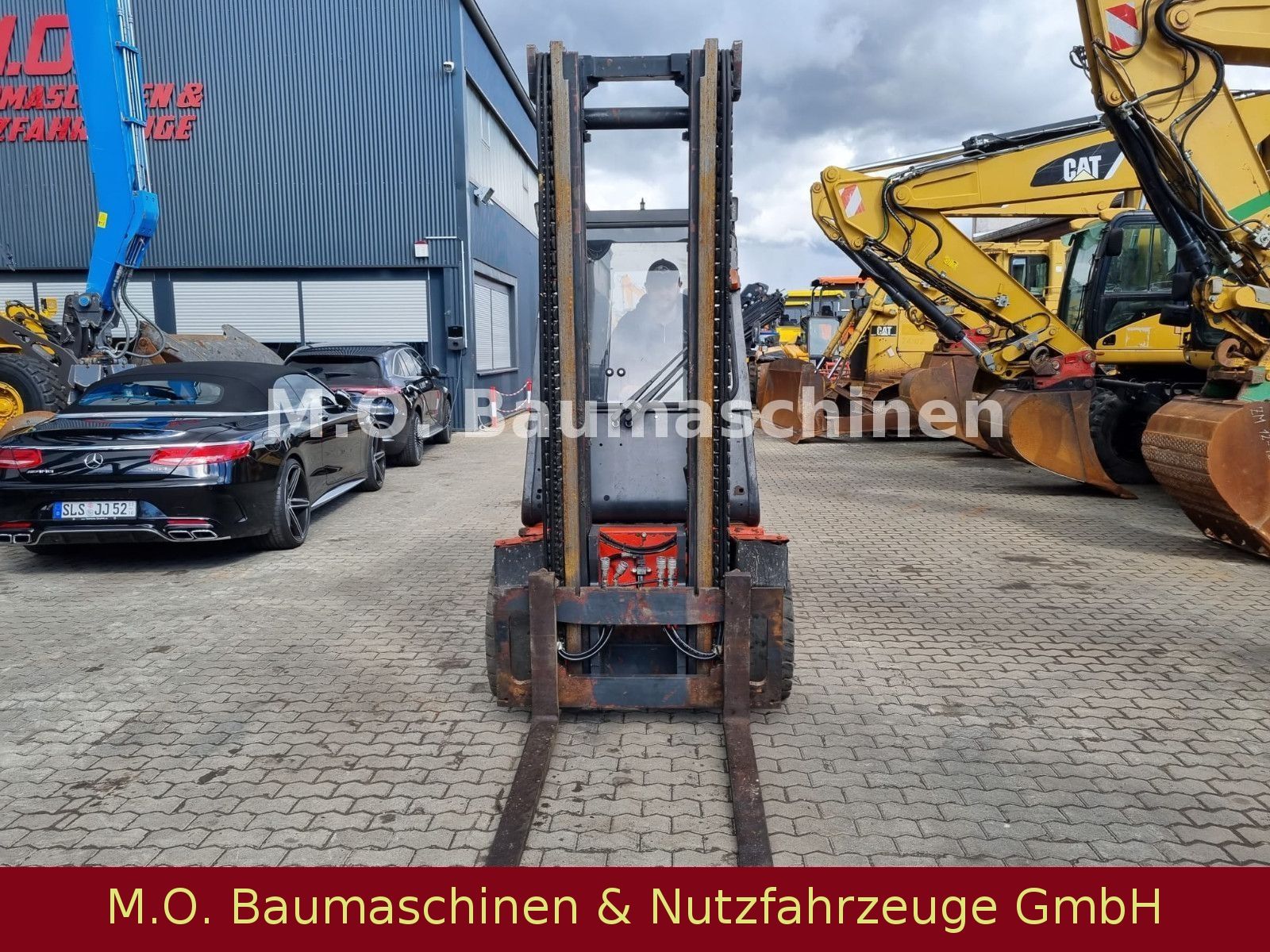 Fahrzeugabbildung Linde H 30 D / Duplex / Diesel / 3,0t /4,10m